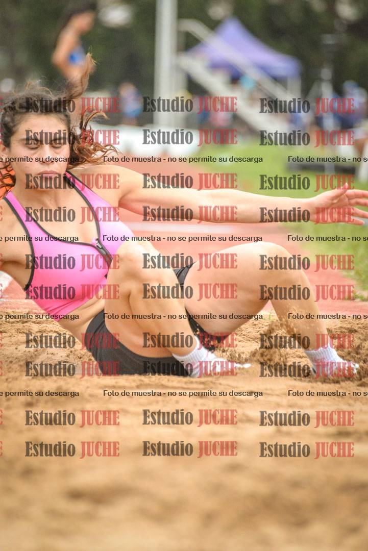 Fotos del salto triple - tabla de 8 y 10