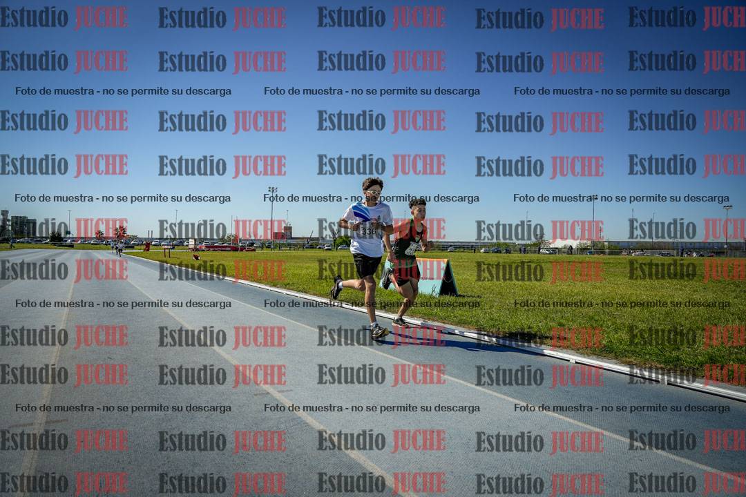 Fotos de los 1000 m llanos de varones
