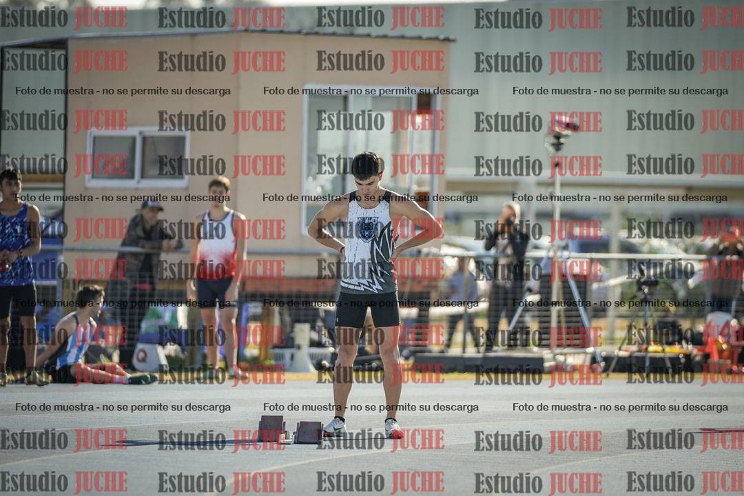 Fotos de los 400 m llanos de varones