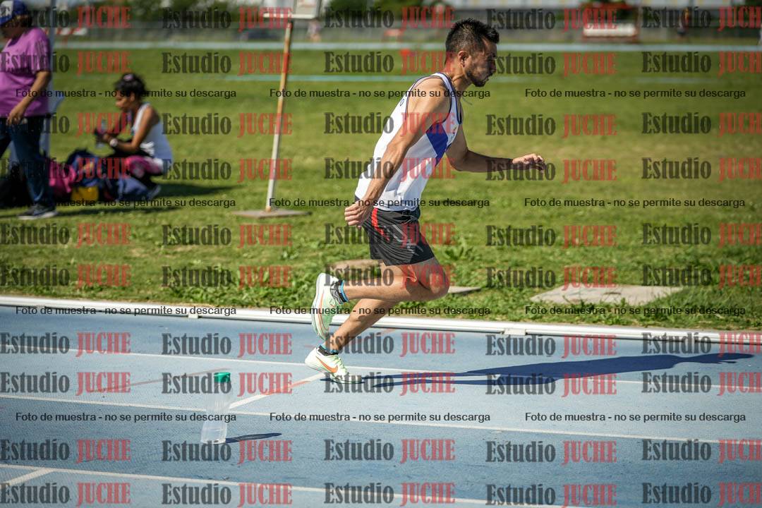 Fotos de los 400 m llanos de varones