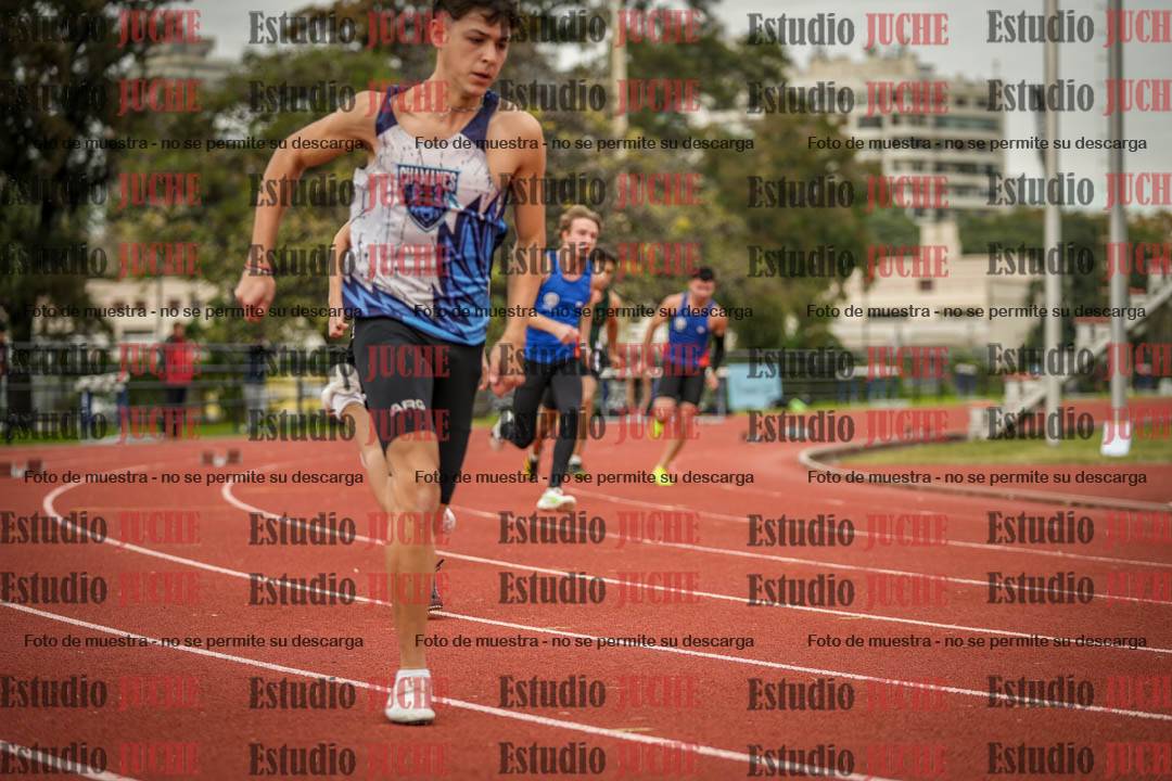 Fotos de los 200 m llanos de varones
