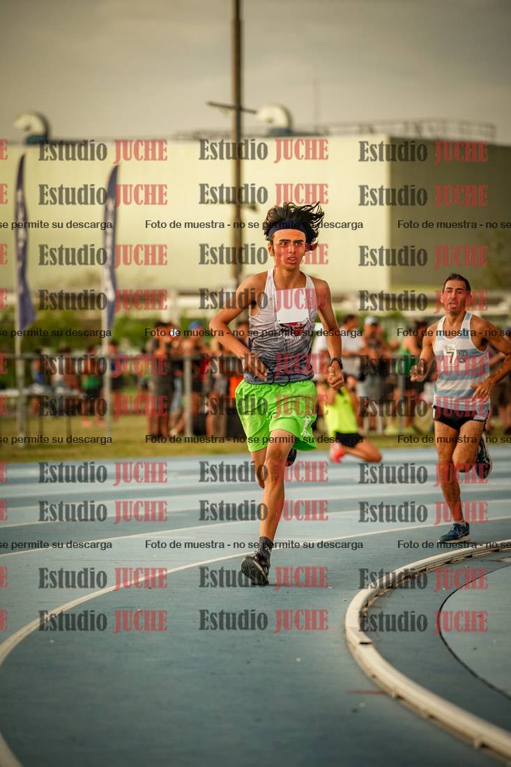 Fotos de los 1000 m llanos de varones
