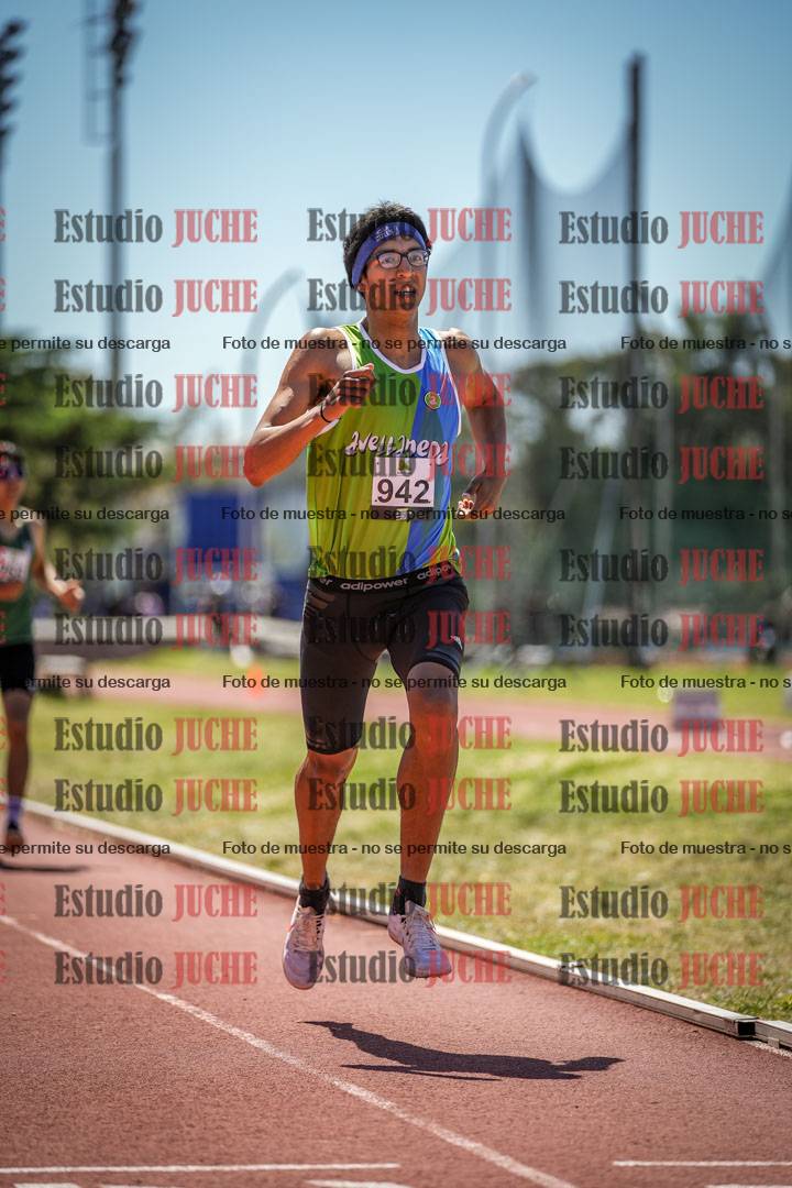 Fotos de los 800 m llanos de varones