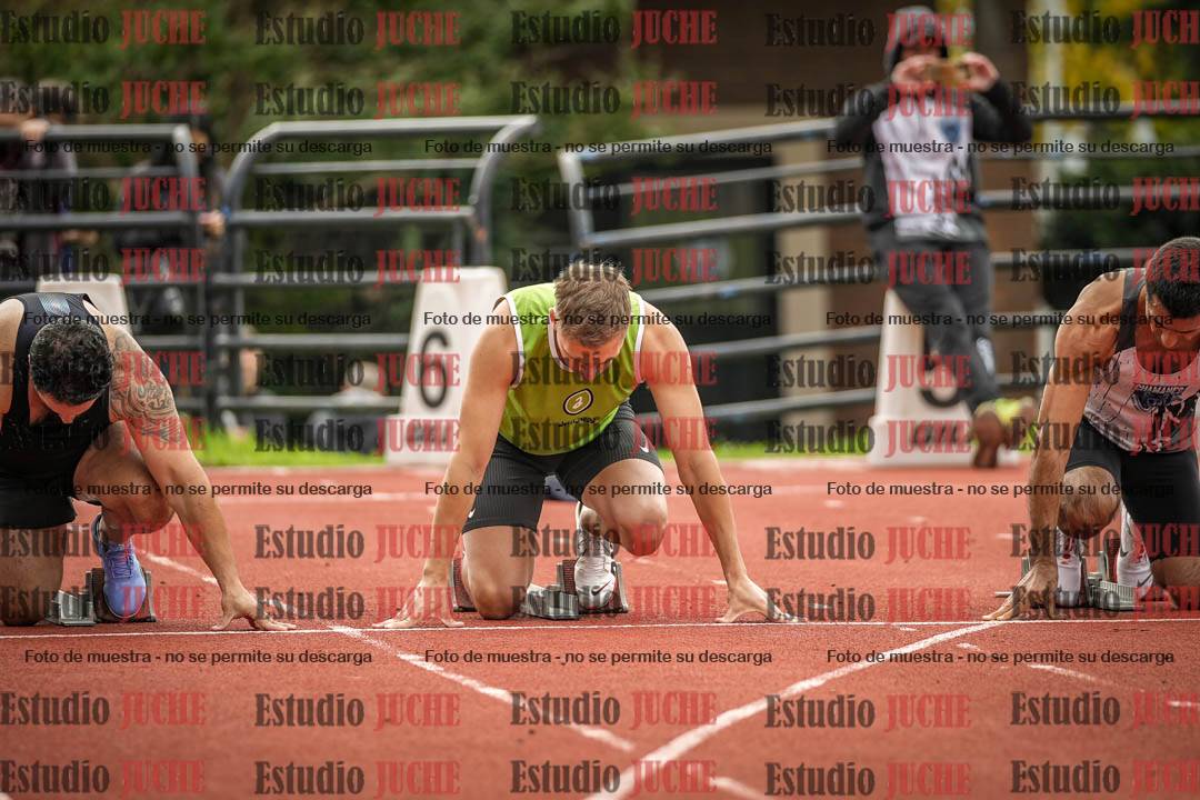 Fotos de los 100 m llanos de varones