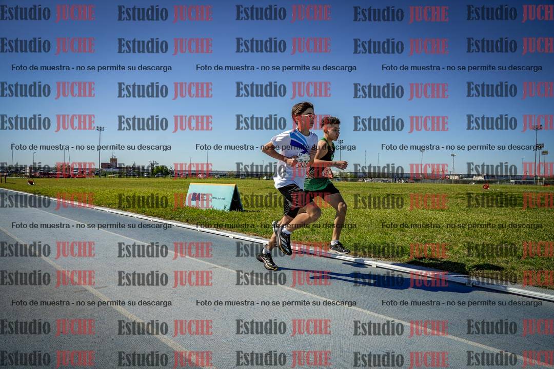 Fotos de los 1000 m llanos de varones