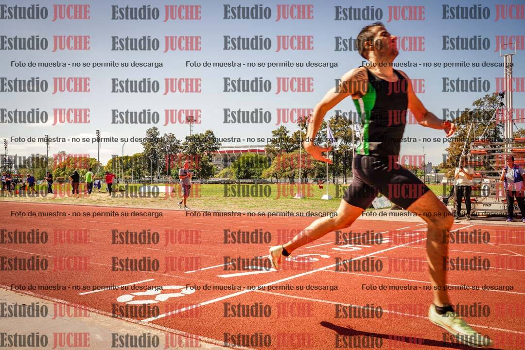 Fotos de los 400 m llanos de varones