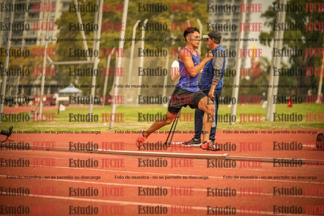 Fotos de los 200 m llanos de varones