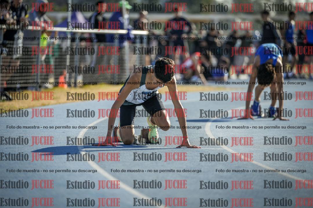 Fotos de los 400 m llanos de varones