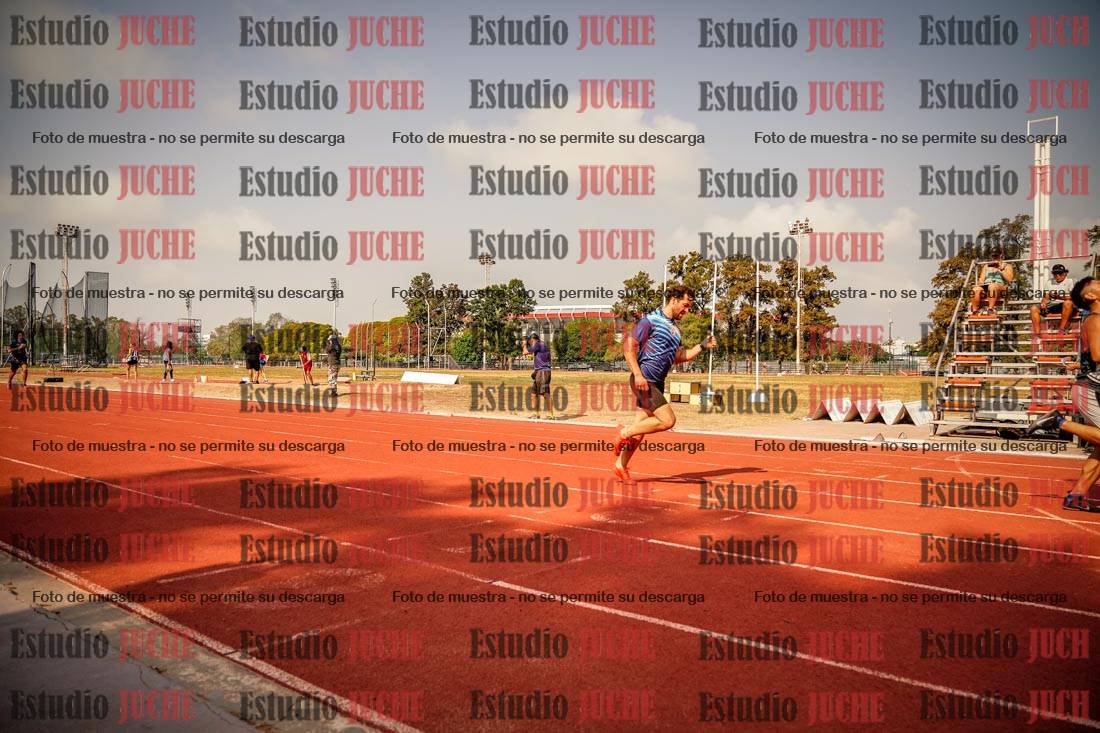 Fotos de los 400 m llanos de varones