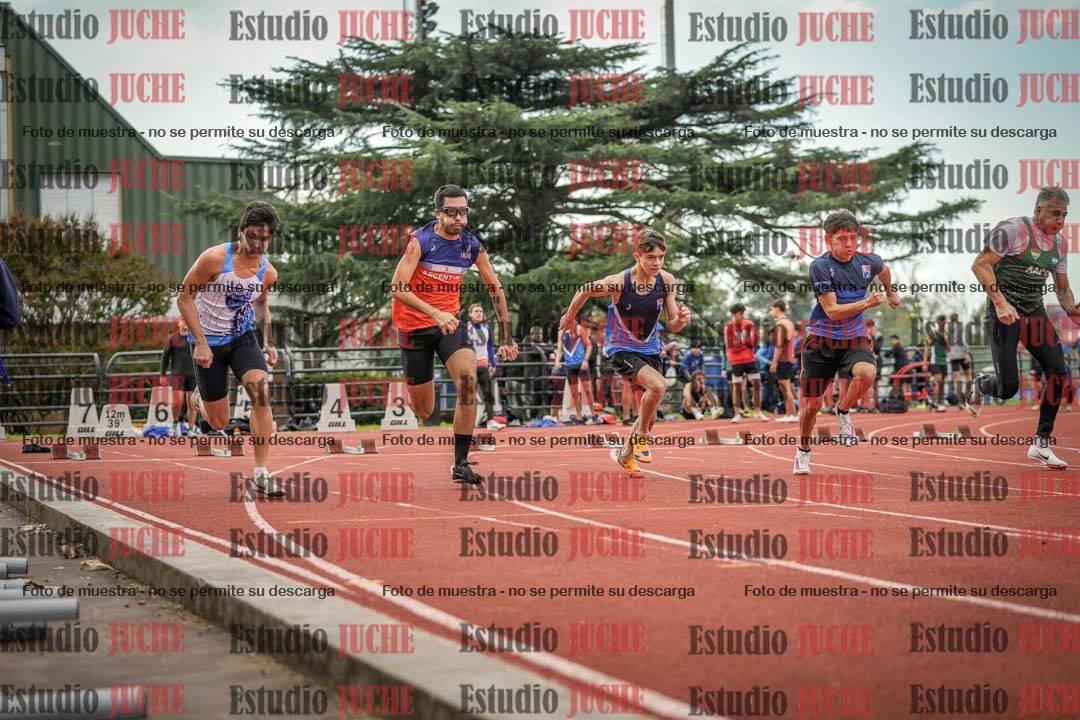 Fotos de los 100 m llanos de varones