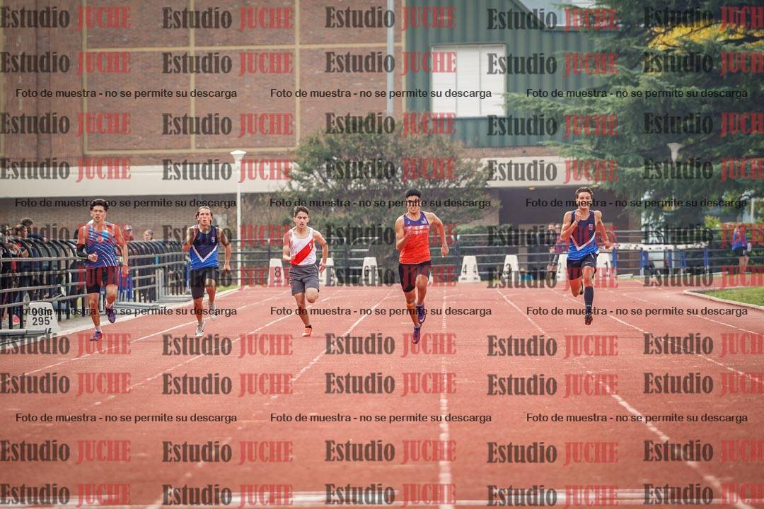 Fotos de los 200 m llanos de varones
