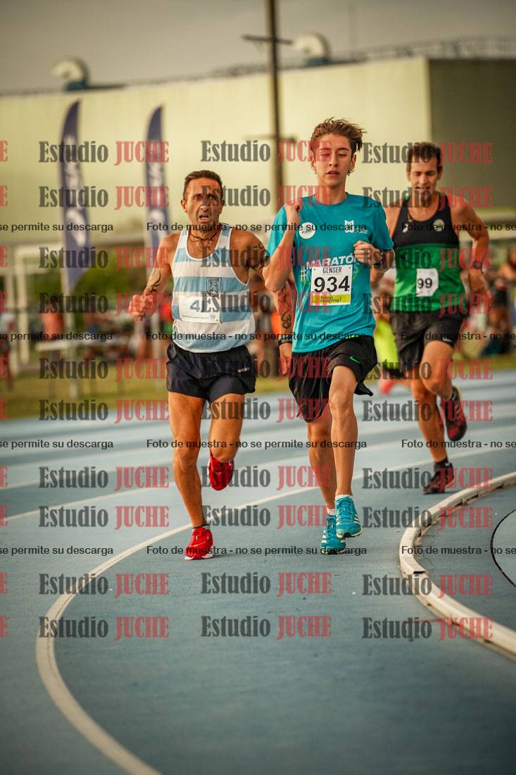 Fotos de los 1000 m llanos de varones