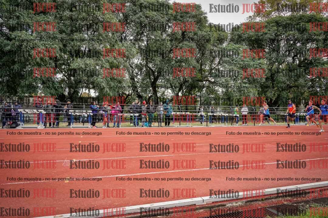Fotos de los 100 m llanos de varones