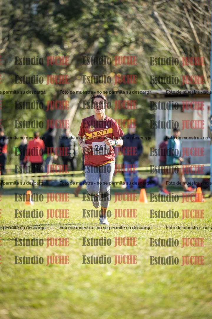 Fotos de la llegada del cross de 6000 m