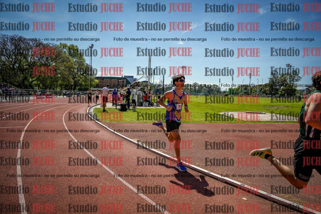 Fotos de los 2400 m llanos de varones
