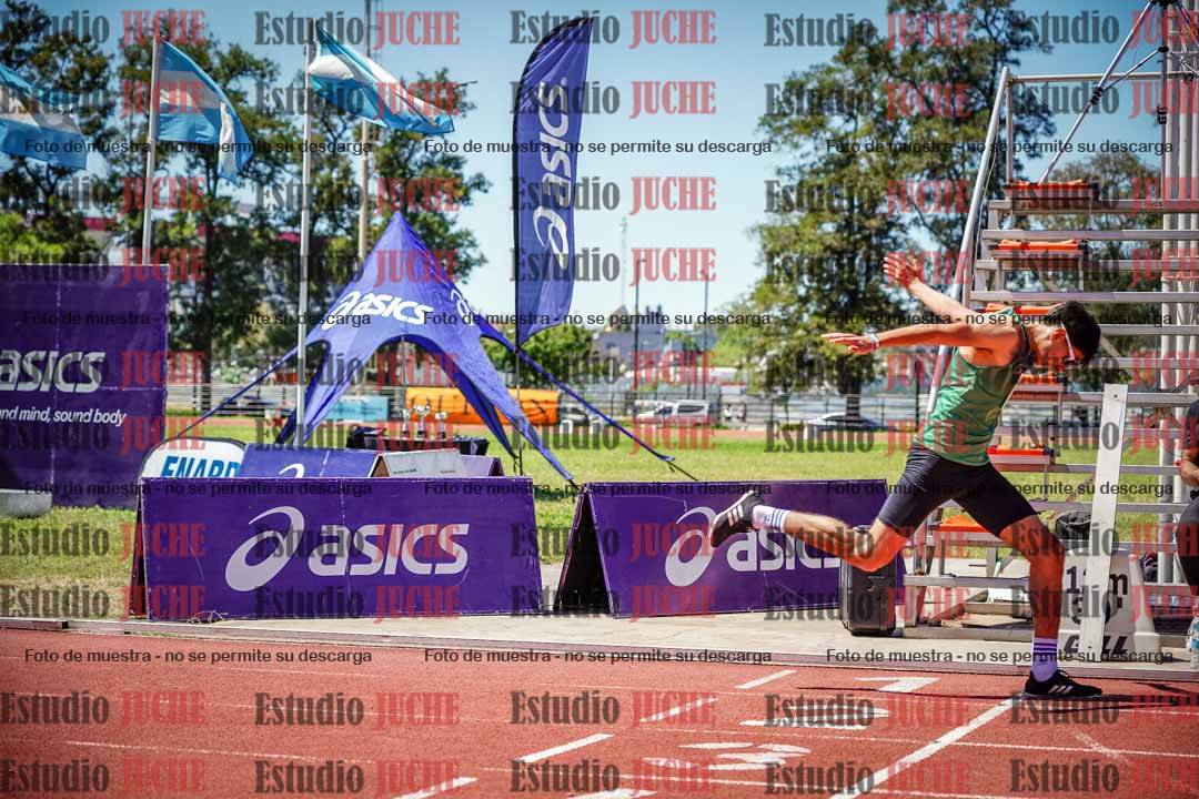 Fotos de los 800 m llanos de varones