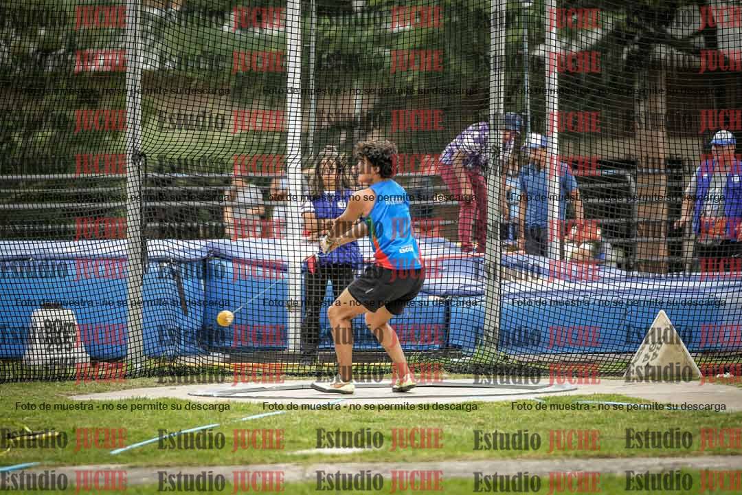 Fotos del lanzamiento de martillo de varones
