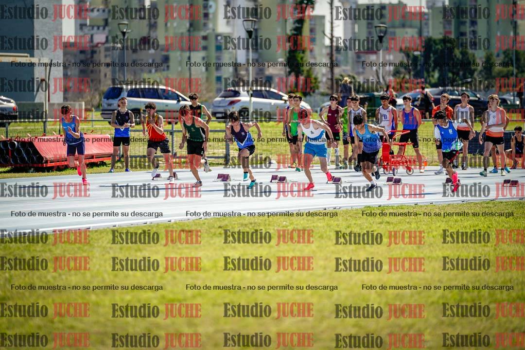 Fotos de los 100 m llanos de varones