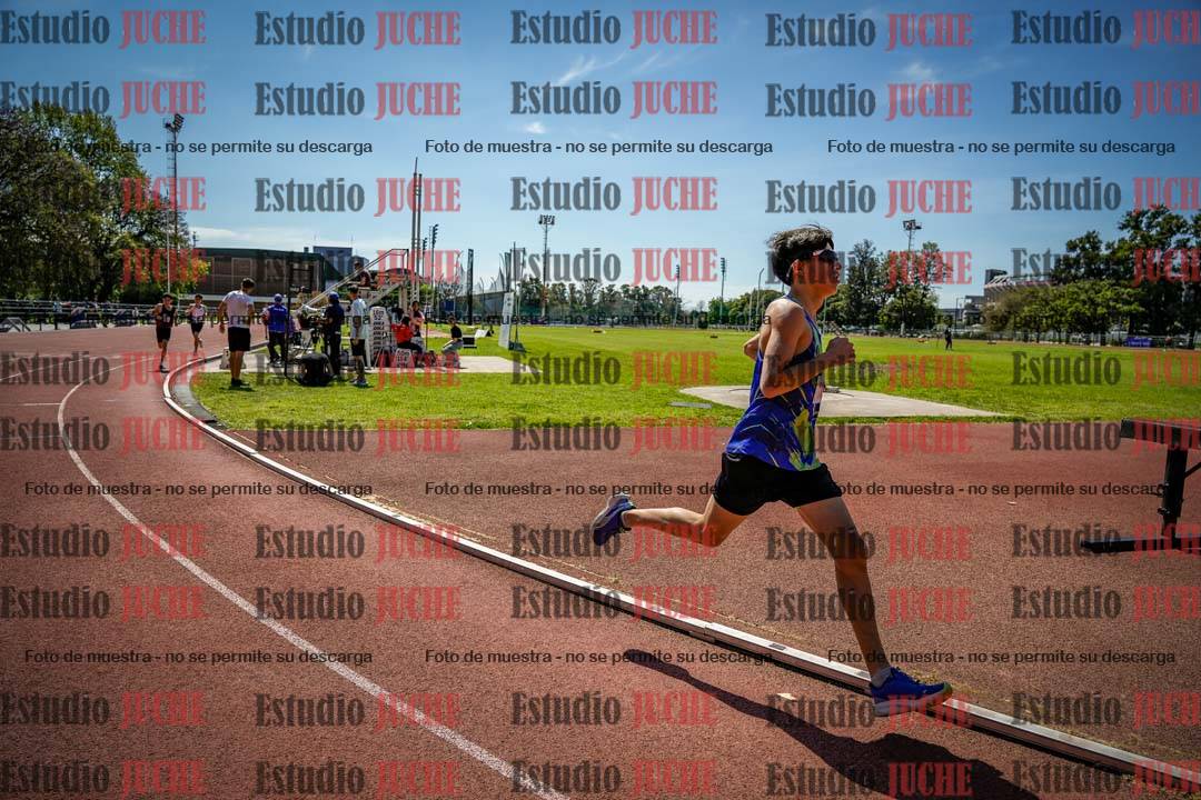 Fotos de los 2400 m llanos de varones