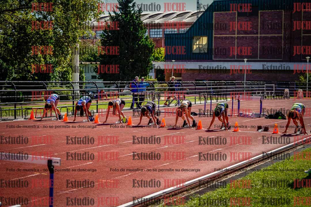 Fotos de los 80 m con vallas de mujeres