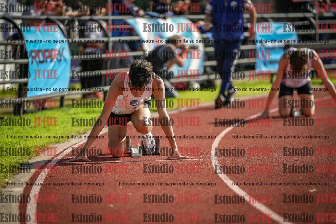 Fotos de los 400 m llanos de varones