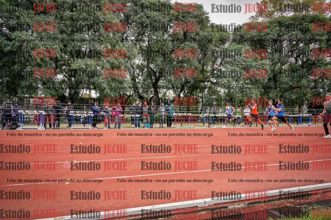 Fotos de los 100 m llanos de varones