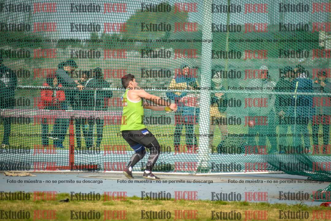 Fotos del lanzamiento de martillo de varones