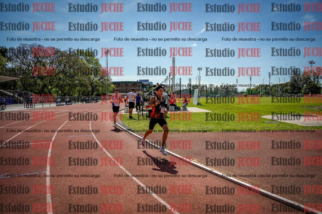 Fotos de los 2400 m llanos de varones