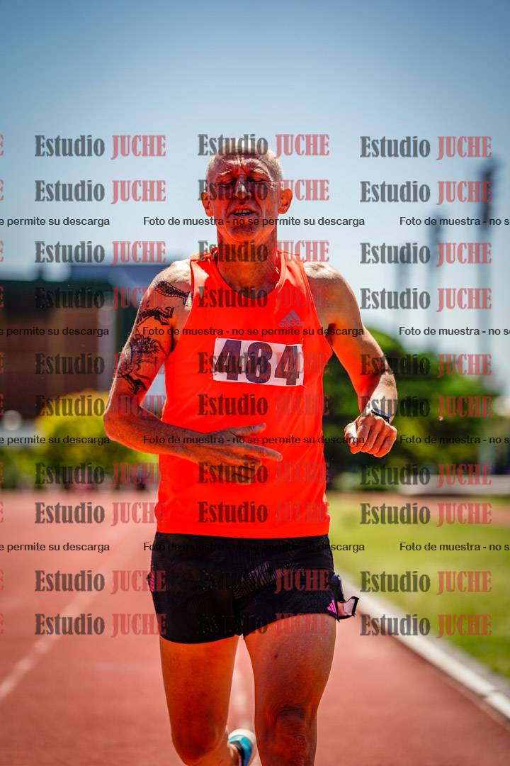Fotos de los 800 m llanos de varones