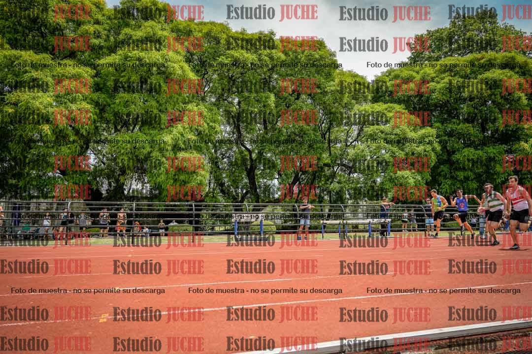 Fotos de los 100 m llanos de varones
