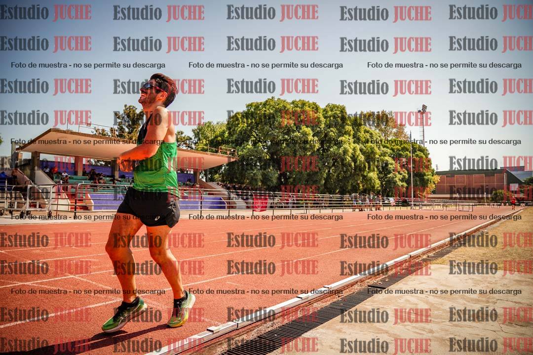 Fotos de los 3000 m llanos de varones