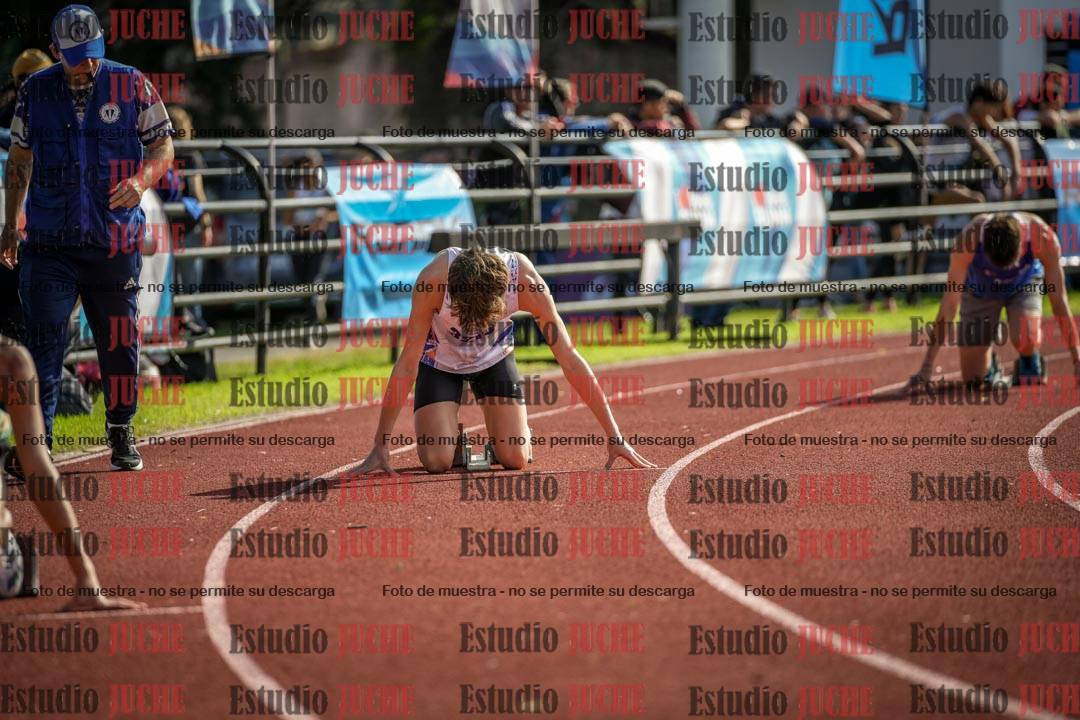 Fotos de los 400 m llanos de varones