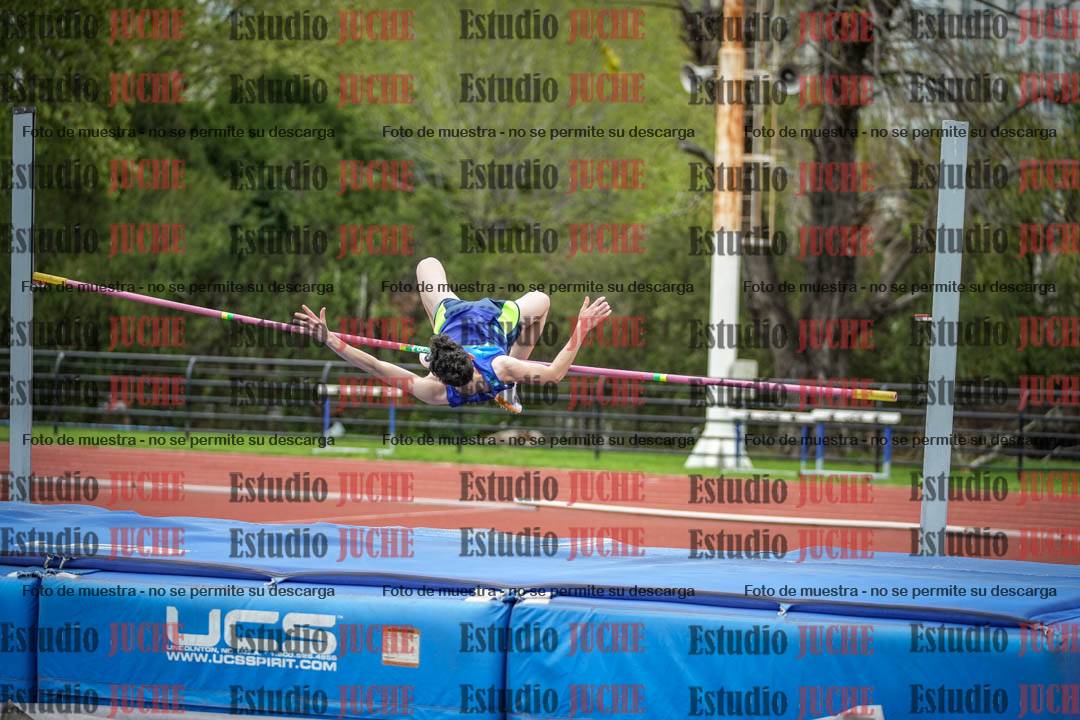 Fotos del salto en alto de mujeres y varones - todos los grupos