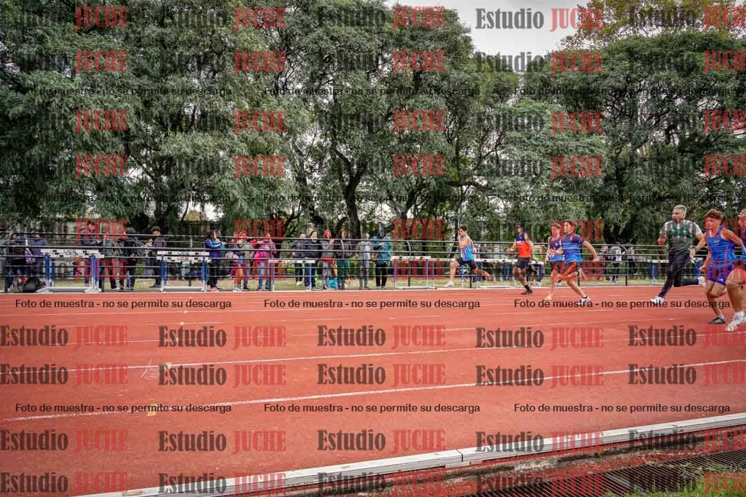 Fotos de los 100 m llanos de varones