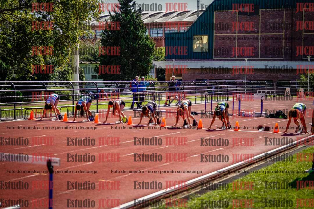 Fotos de los 80 m con vallas de mujeres