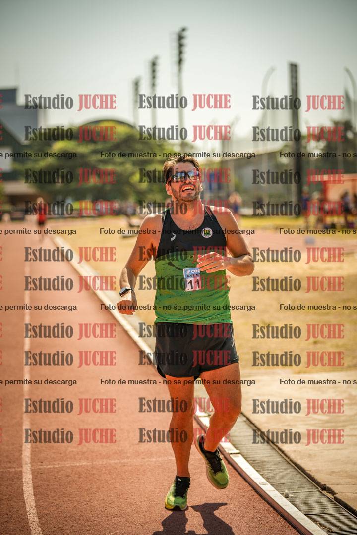 Fotos de los 3000 m llanos de varones