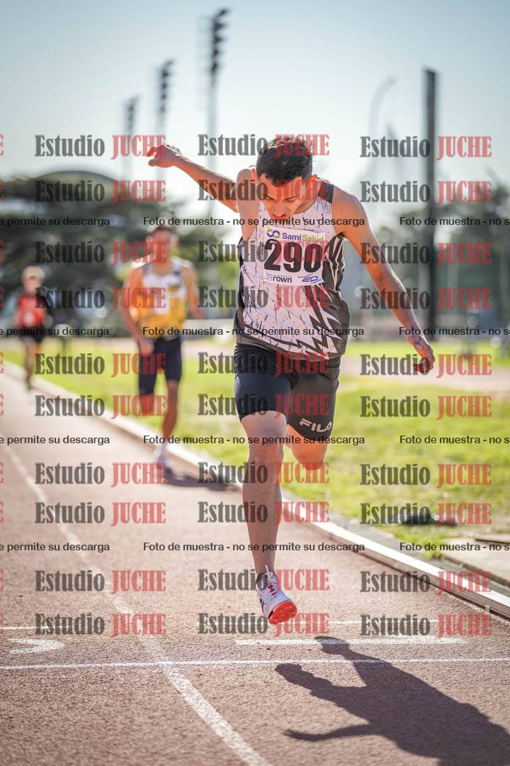 Fotos de los 800 m llanos de varones