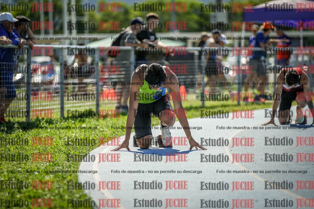 Fotos de los 400 m llanos de varones