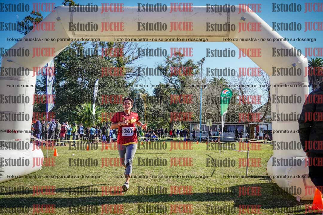 Fotos de la llegada del cross de 6000 m