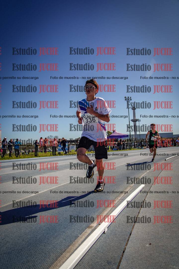 Fotos de los 1000 m llanos de varones