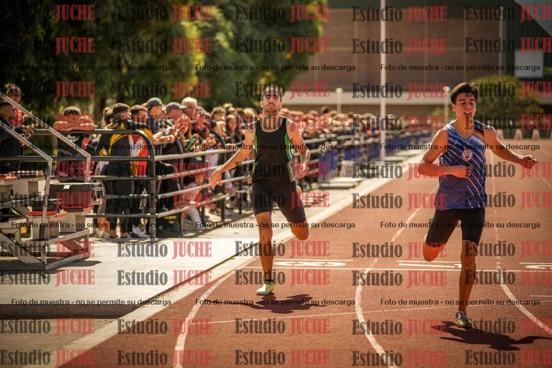Fotos de los 400 m llanos de varones