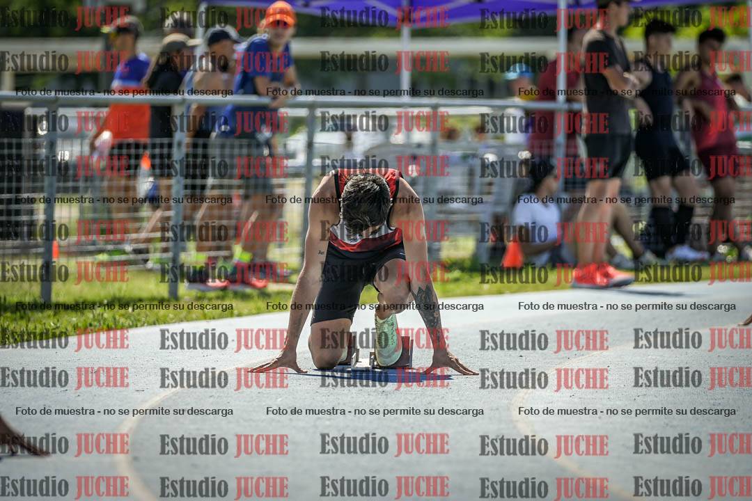 Fotos de los 400 m llanos de varones