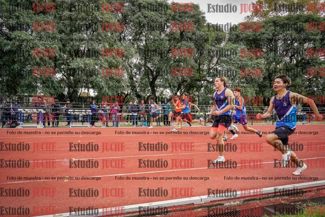 Fotos de los 100 m llanos de varones