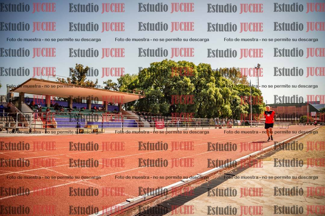 Fotos de los 3000 m llanos de varones