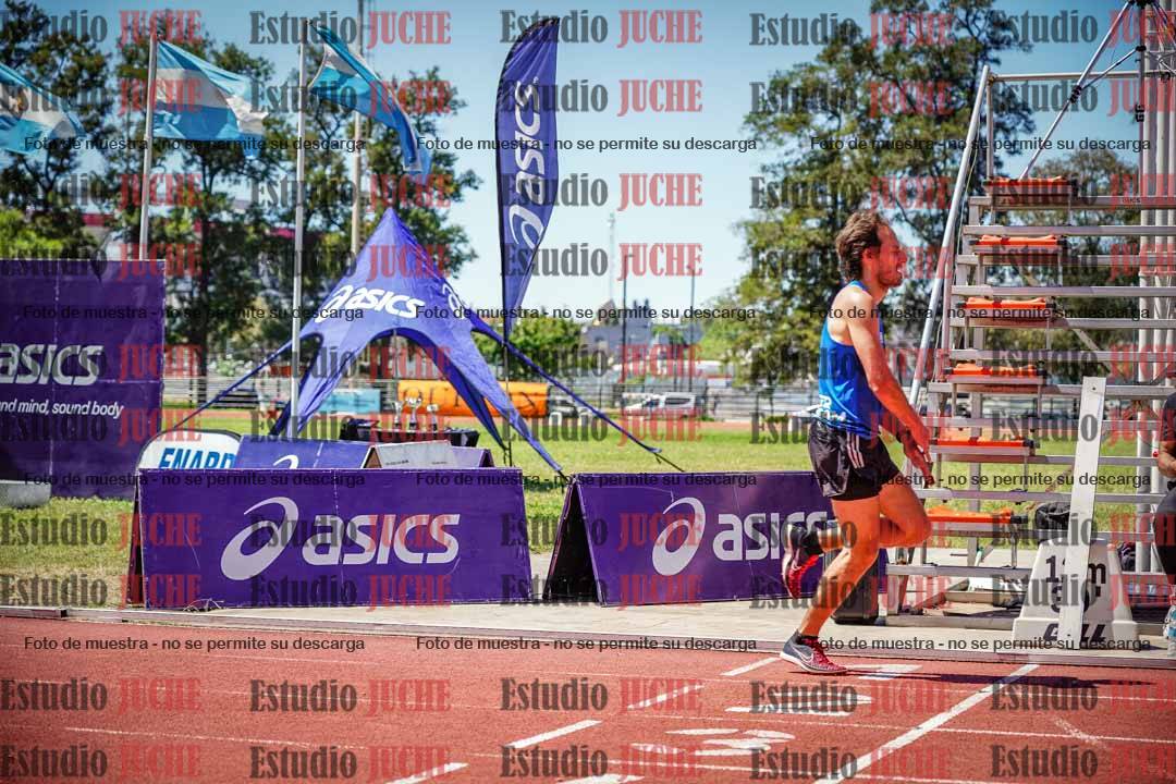 Fotos de los 800 m llanos de varones