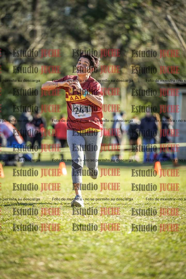 Fotos de la llegada del cross de 6000 m