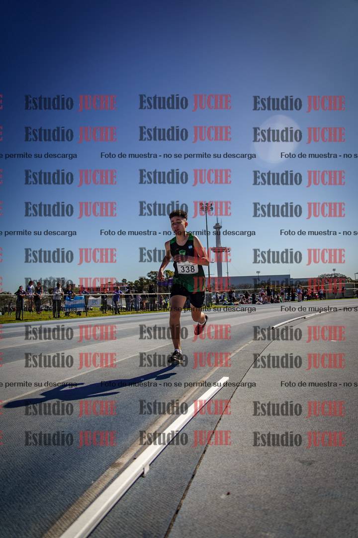 Fotos de los 1000 m llanos de varones