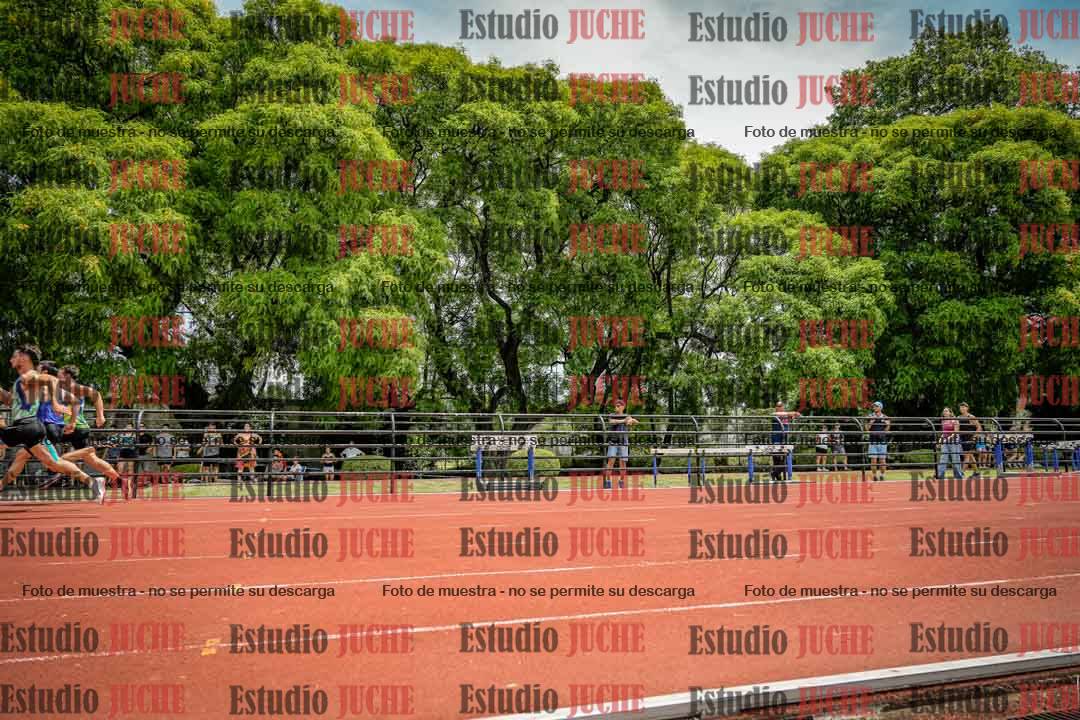 Fotos de los 100 m llanos de varones