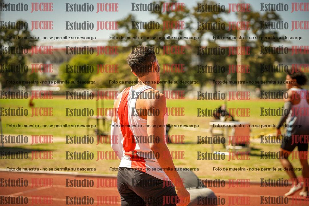 Fotos de los 400 m llanos de varones