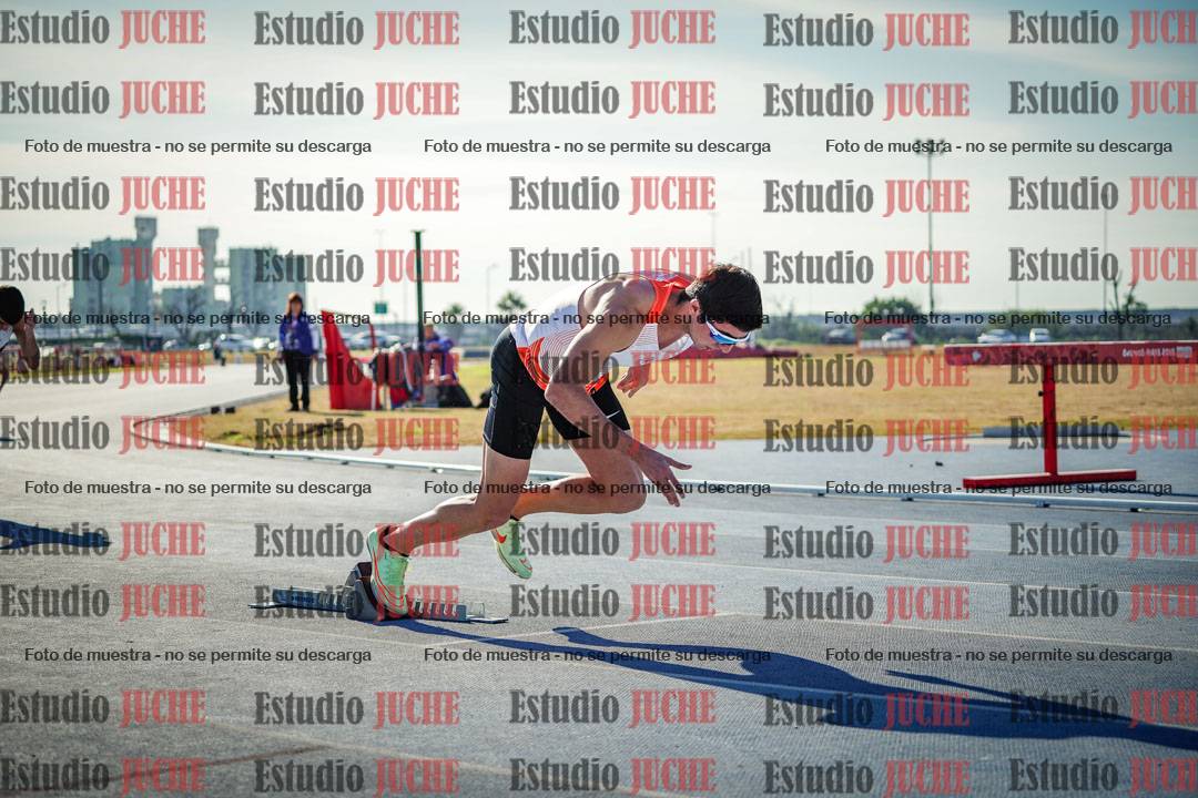 Fotos de los 400 m llanos de varones